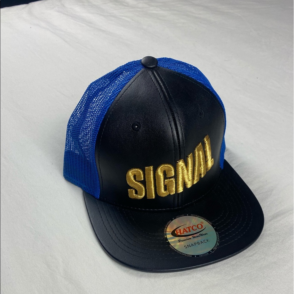 SIGNAL Trucker cap with leather accent